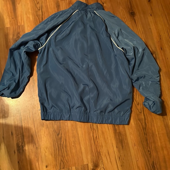 Gap wind breaker jacket - Picture 2 of 2